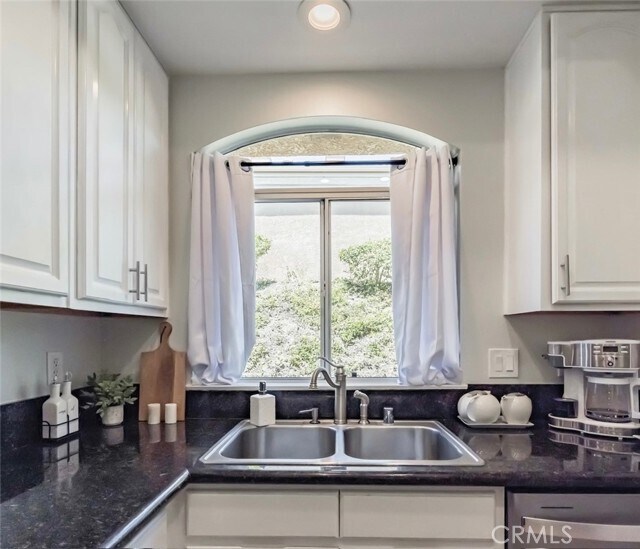 Building Photo - 30902 Club House Dr