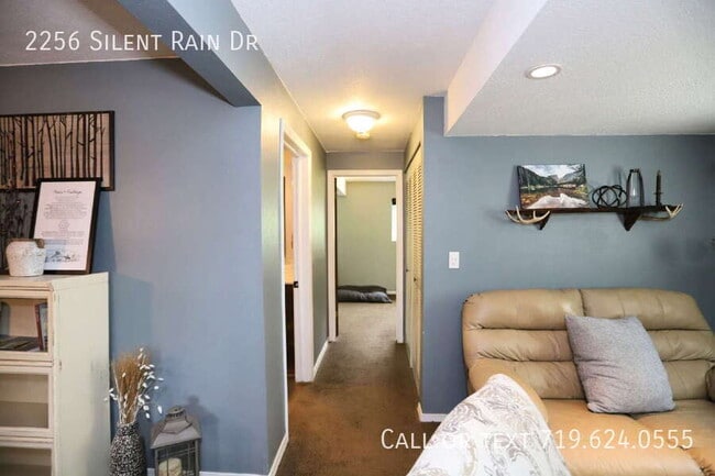 Building Photo - 2256 Silent Rain Dr