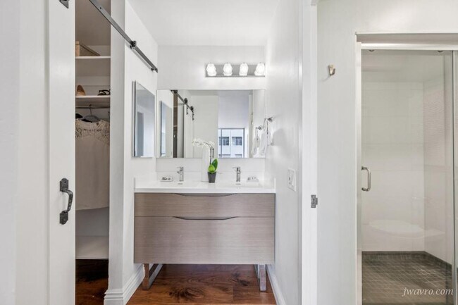 Building Photo - 66 Cleary Ct