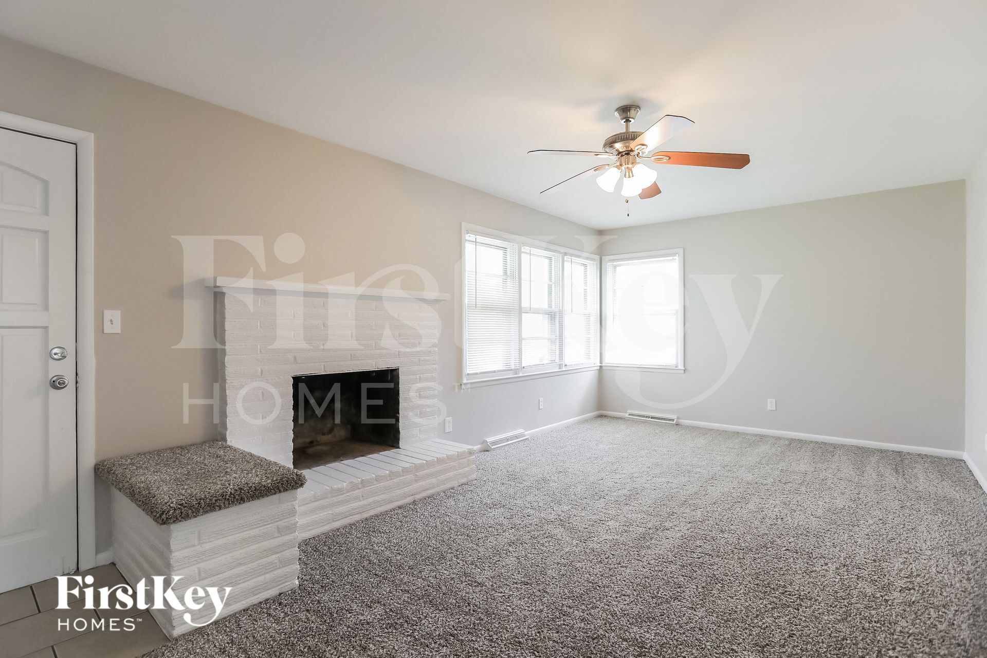 Building Photo - 7712 Arlington Ave