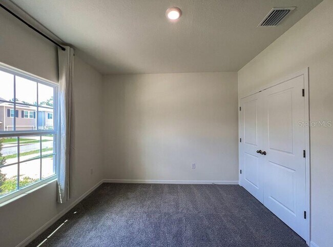 Building Photo - 1315 NW 132nd Cir