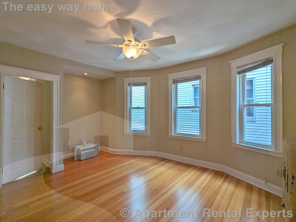 Building Photo - 79 Conwell Ave