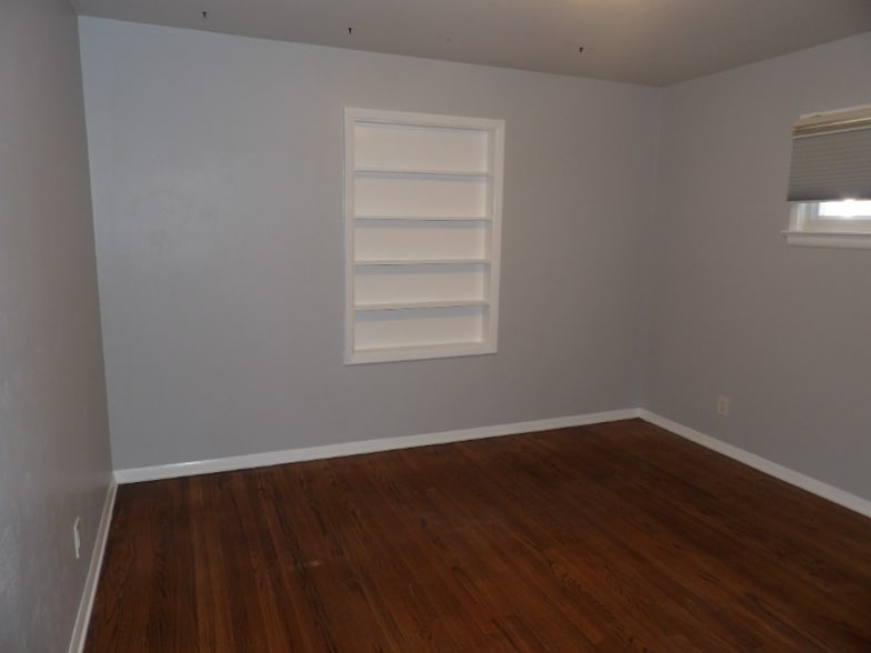 Building Photo - 3911 Azalea St