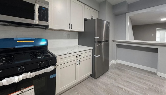 Building Photo - 6308 Wheeler St