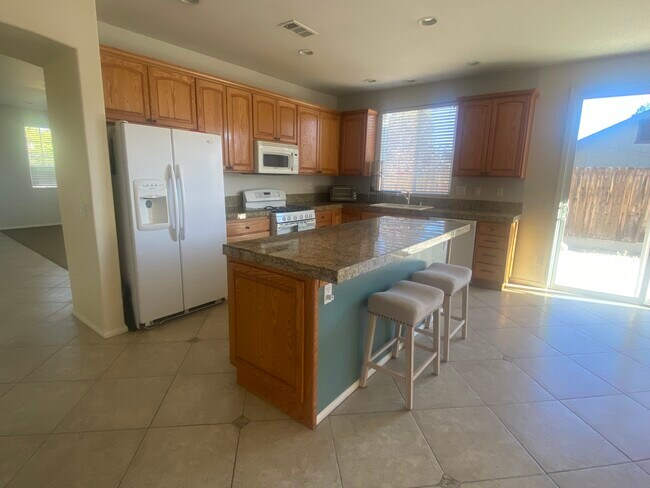 Building Photo - 1013 Eagle Ln