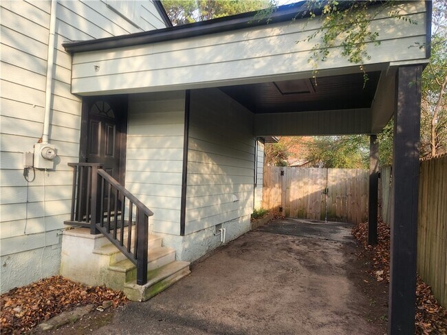 Building Photo - 306 Hayes St