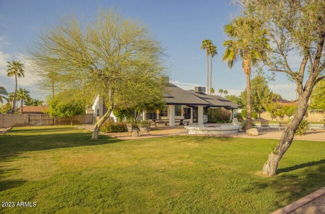 Building Photo - 6427 W Wethersfield Rd