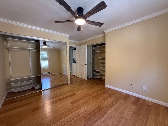 Building Photo - Bright Updated 1 Bedroom 1 Bath Condo in North San Jose