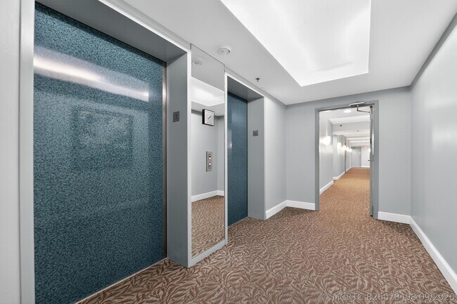 Building Photo - 2700 N Hwy A1A