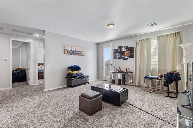 Building Photo - Coming Soon!