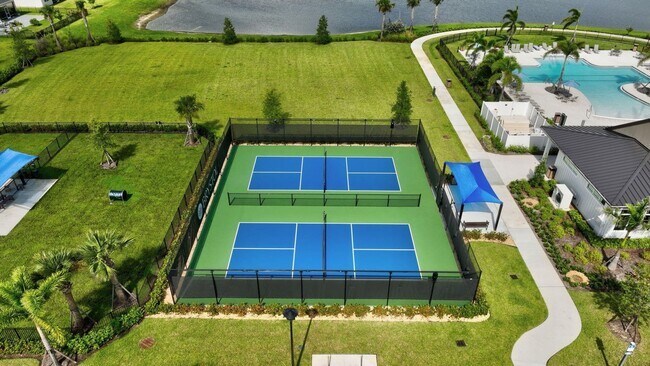 Building Photo - New Fully Furnished 4 bed, 2 bath home in newest Port St Lucie Subdivision