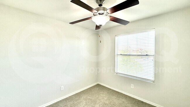 Building Photo - 2282 S Deerfield Ln