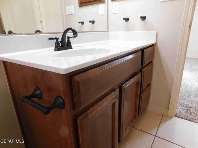 Building Photo - 4529 Hugo Reyes St