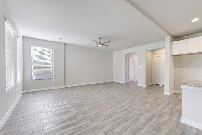 Building Photo - 2623 Finley Ln