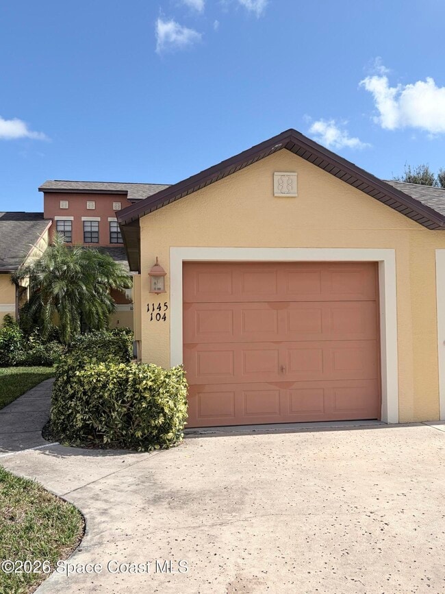 Building Photo - 1145 Luminary Cir