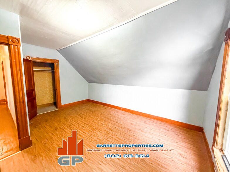 Building Photo - 78 Elm St