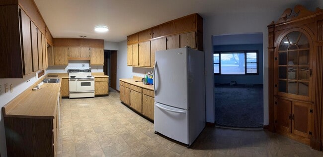 Building Photo - 2346 State Rte 37 E