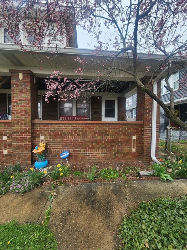 Primary Photo - One Bedroom Spacious Duplex near Irvington
