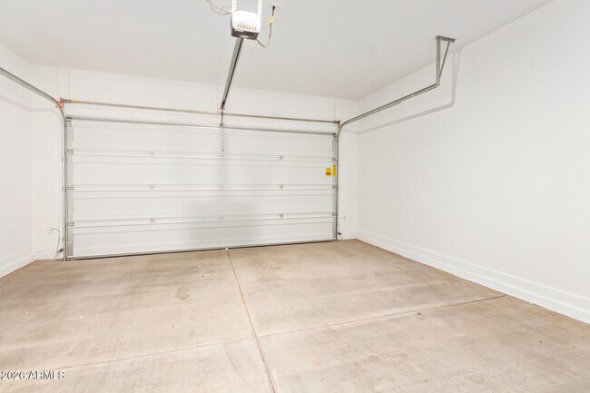 Building Photo - 4826 E Helena Dr