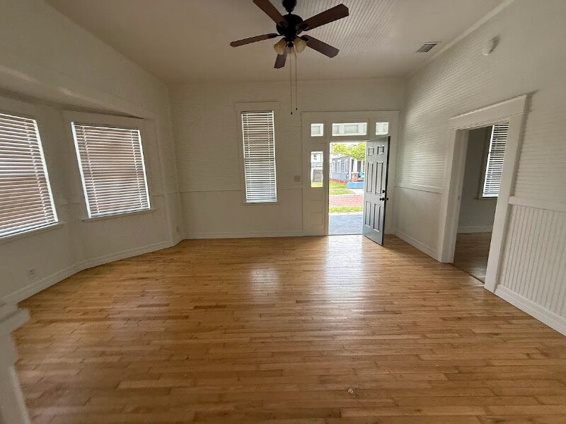 Building Photo - 2708 N 19th St