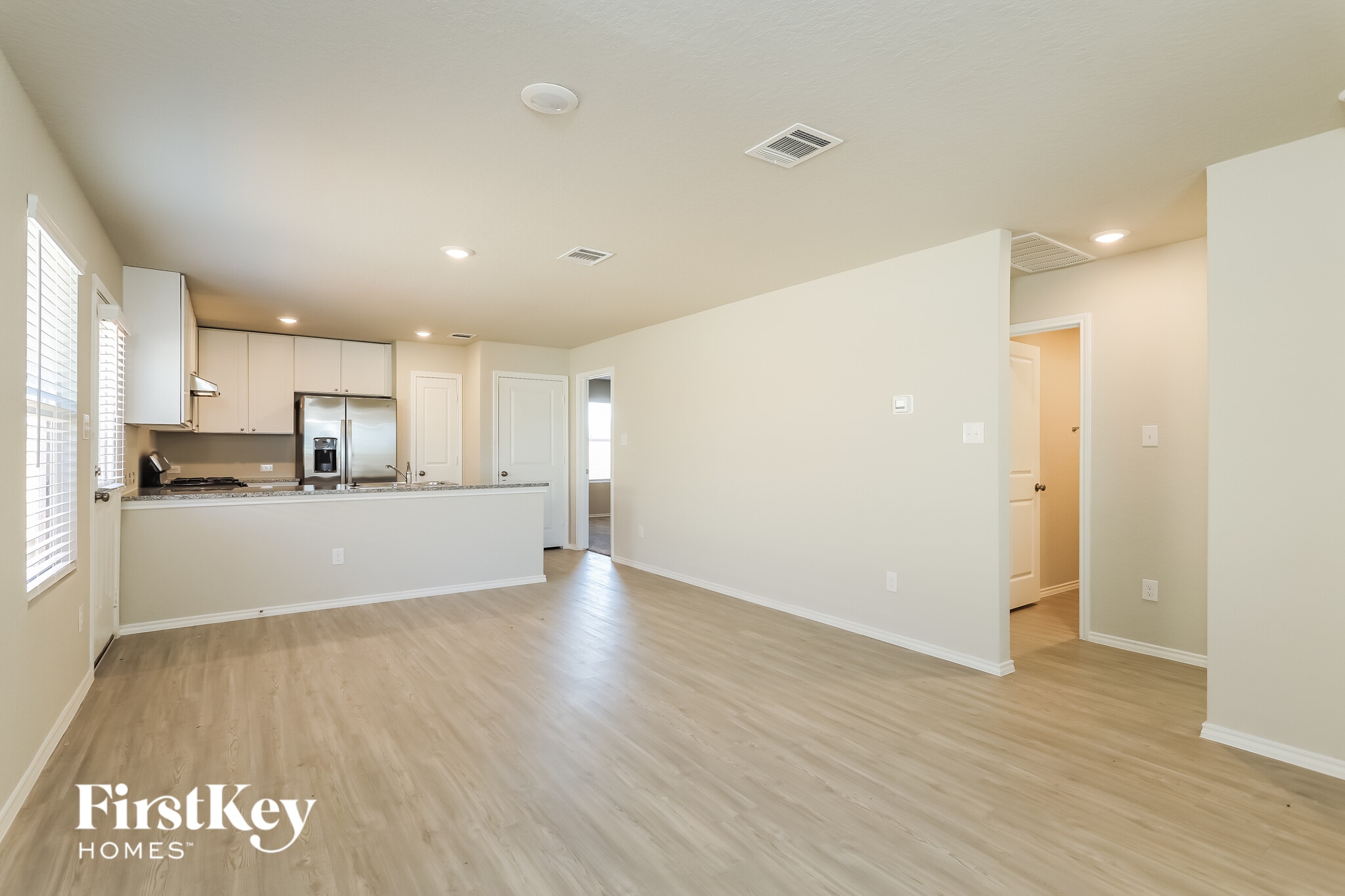 Building Photo - 10719 Prusiner Dr