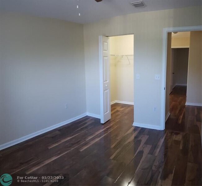 Building Photo - 2802 SW 165th Ave
