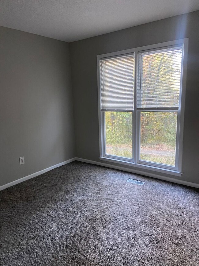 Building Photo - New For Rent in Pinson!