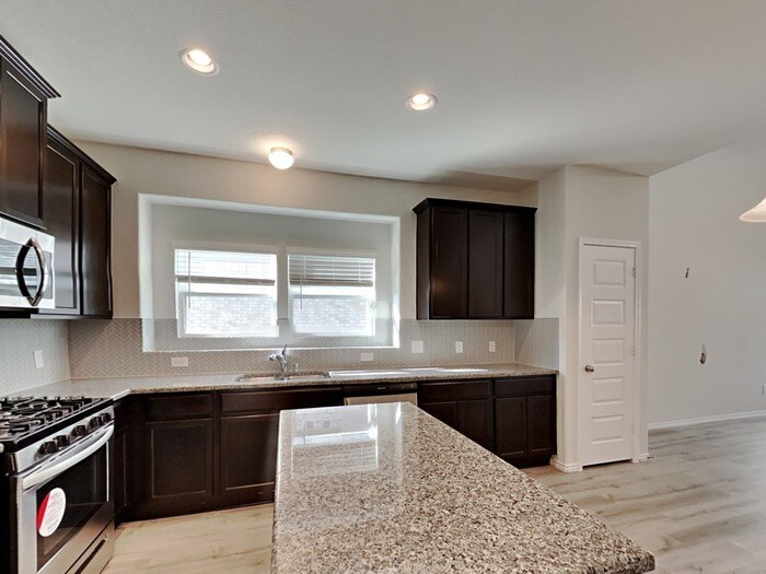 Building Photo - 13619 Sloth Bear Ct