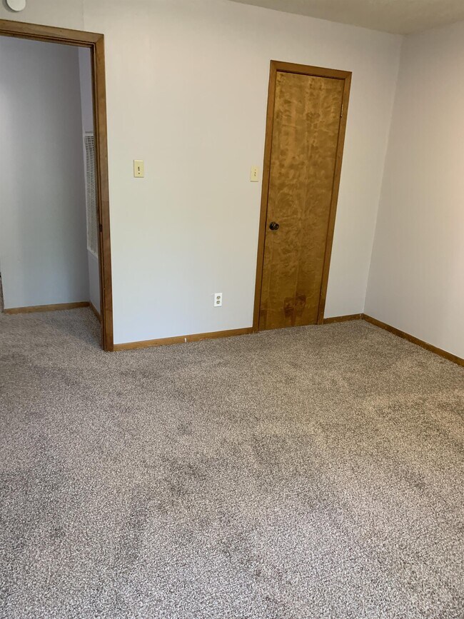 Building Photo - 603 Cache Cove Ct