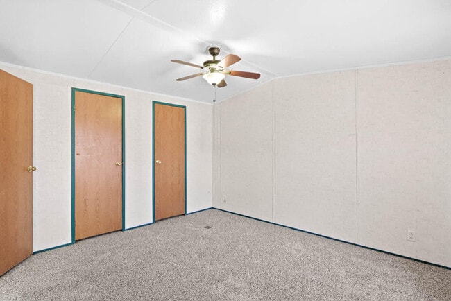 Building Photo - 505 Ricky Zelt Dr