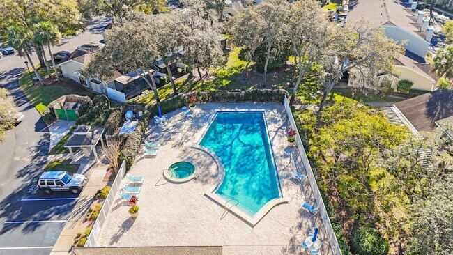 Building Photo - A02