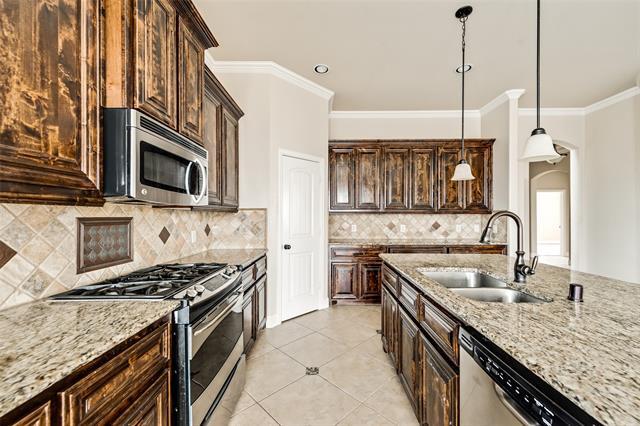 Building Photo - 796 Ruffian Way