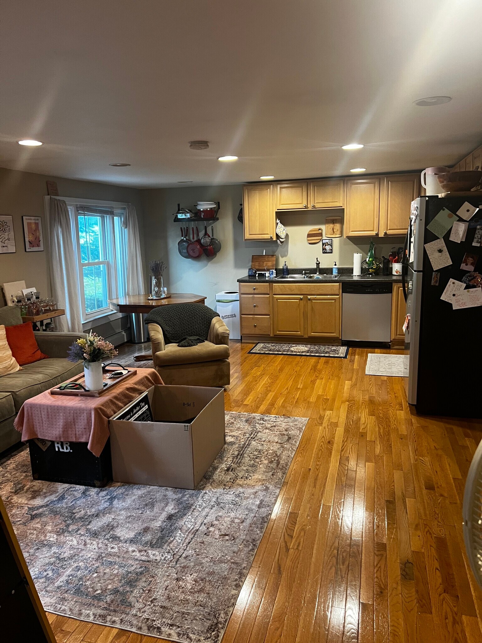 Building Photo - 147 Woodlawn Ave