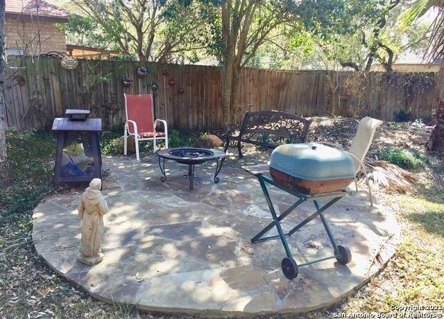 Building Photo - 10935 Hamlen Park Dr