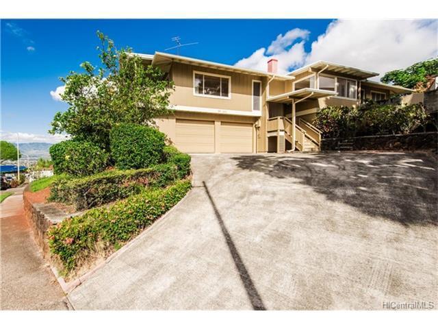 Building Photo - Breath-taking Coastal View, 4 Bdrm/2.5 Bath Home