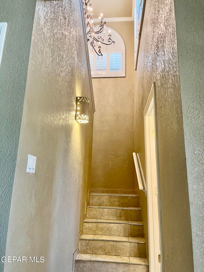 Building Photo - 7409 Edgemere Blvd