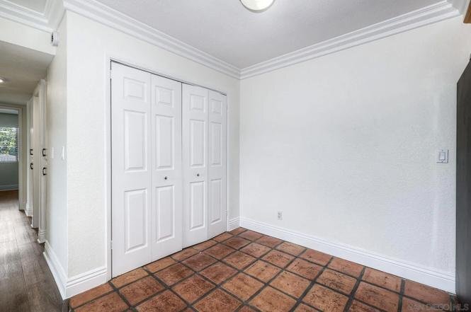 Building Photo - 9948 San Juan St