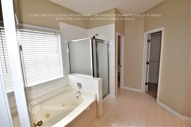 Building Photo - 847 Stephens Oak Dr