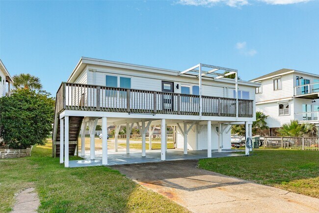 Building Photo - 7204 Avenue N 1/2 Rear