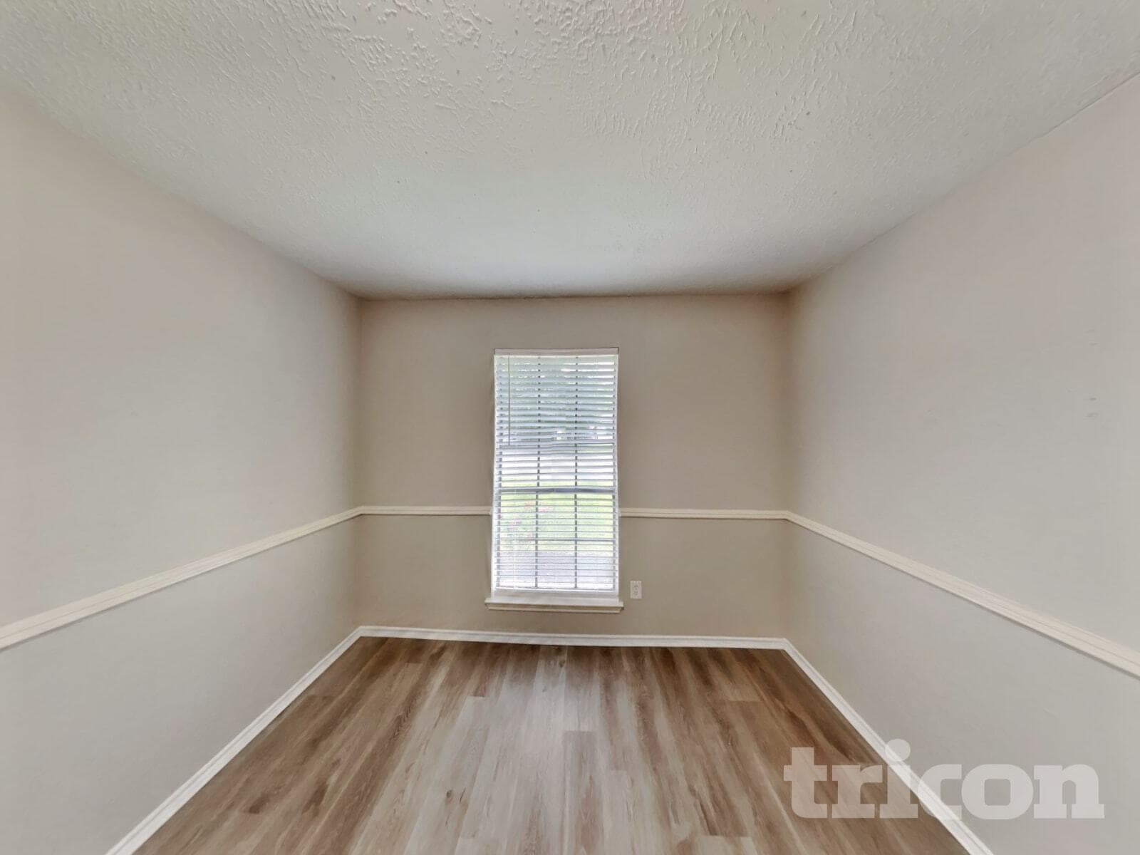 Building Photo - 21402 Golden Dove Dr