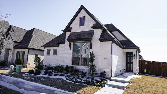 Building Photo - 4104 Hudson St