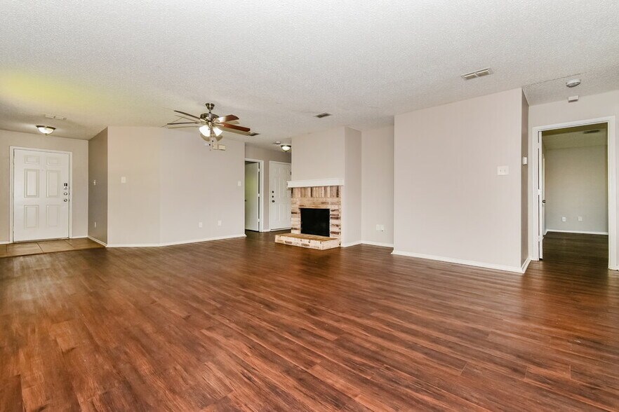 Building Photo - 3808 Kenzie Ct