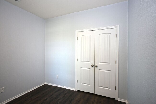 Building Photo - 133 Buttercup Bnd