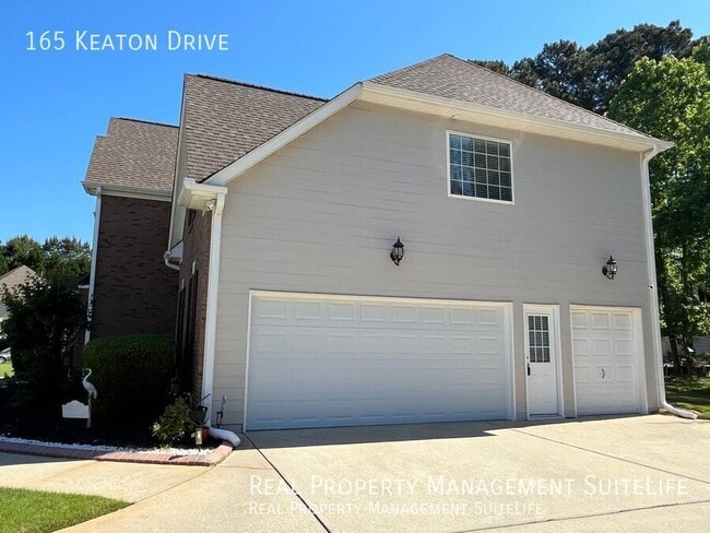 Building Photo - 165 Keaton Dr