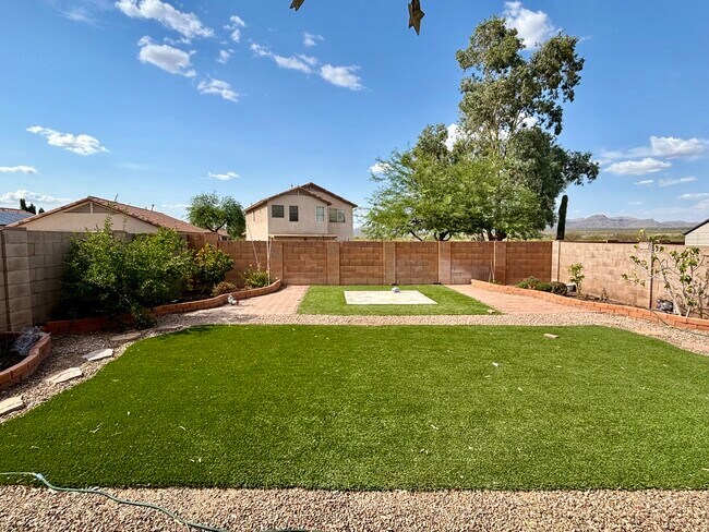 Building Photo - 7398 W River Rim Pl