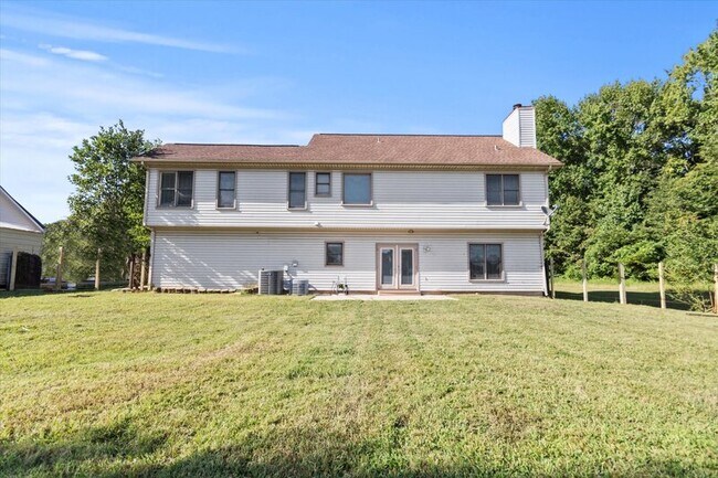 Building Photo - 300 Early Harvest Ct