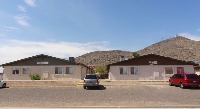 Primary Photo - Desert Cove