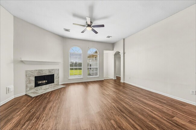 Building Photo - 22111 Cassini Ct