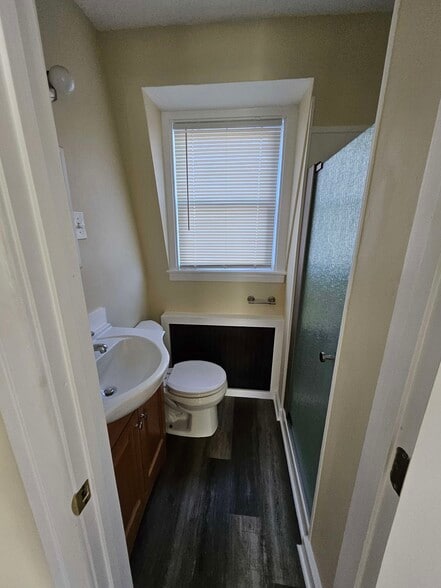Bathroom #2 in bedroom - 19 Negus St