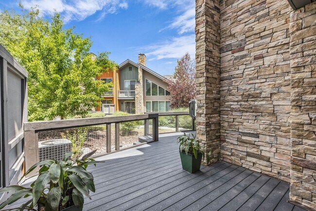 Building Photo - 8117 Courtyard Loop